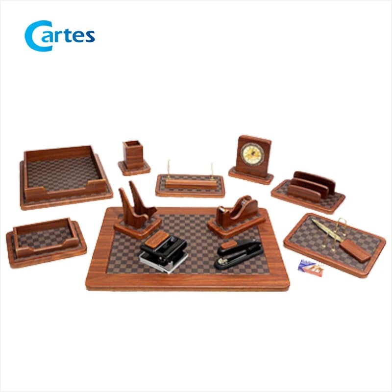 ست رومیزی مدیریتی 14 پارچه چوب و چرم کد 914 قهوه ای