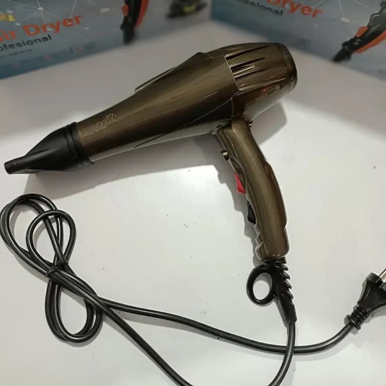 سشوار آی کنووپ 9000 وات مدل KW-2010 آیونیک دار — تصویر ۳