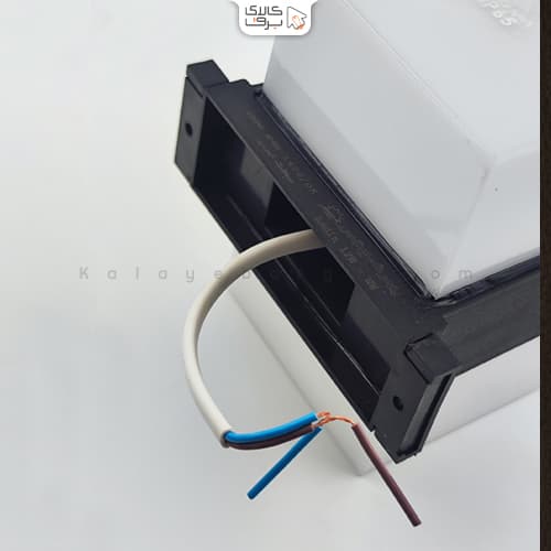 چراغ دیوارکوب ضدآب حیاطی رادین 12 وات پارس شعاع توس — تصویر ۵