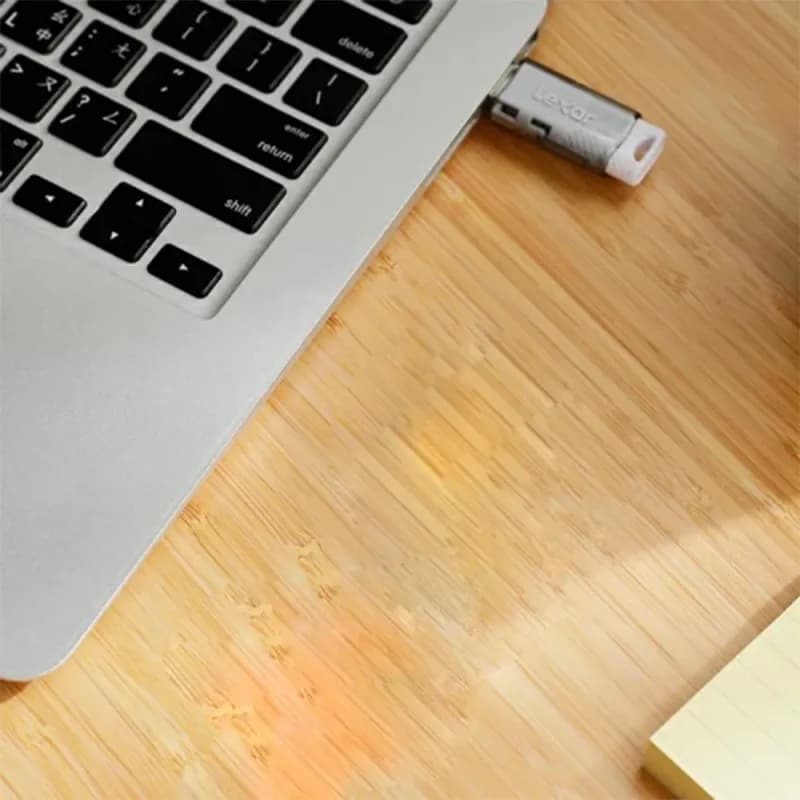 فلش مموری USB2.0 لکسار مدل JumpDrive S60 ظرفیت 32 گیگابایت — تصویر ۶