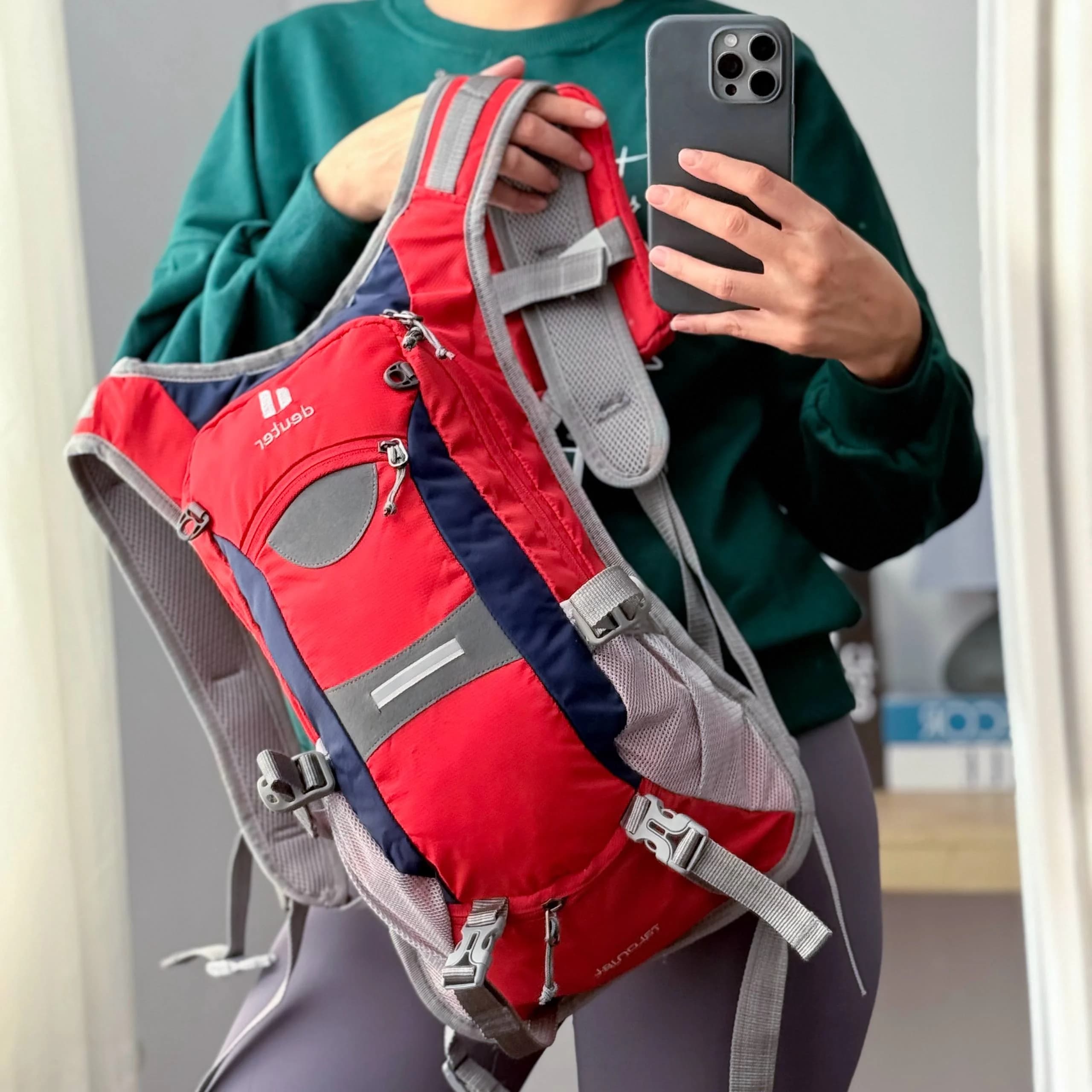 کوله پشتی کوهنوردی DEUTER مدل 1996 — تصویر ۹