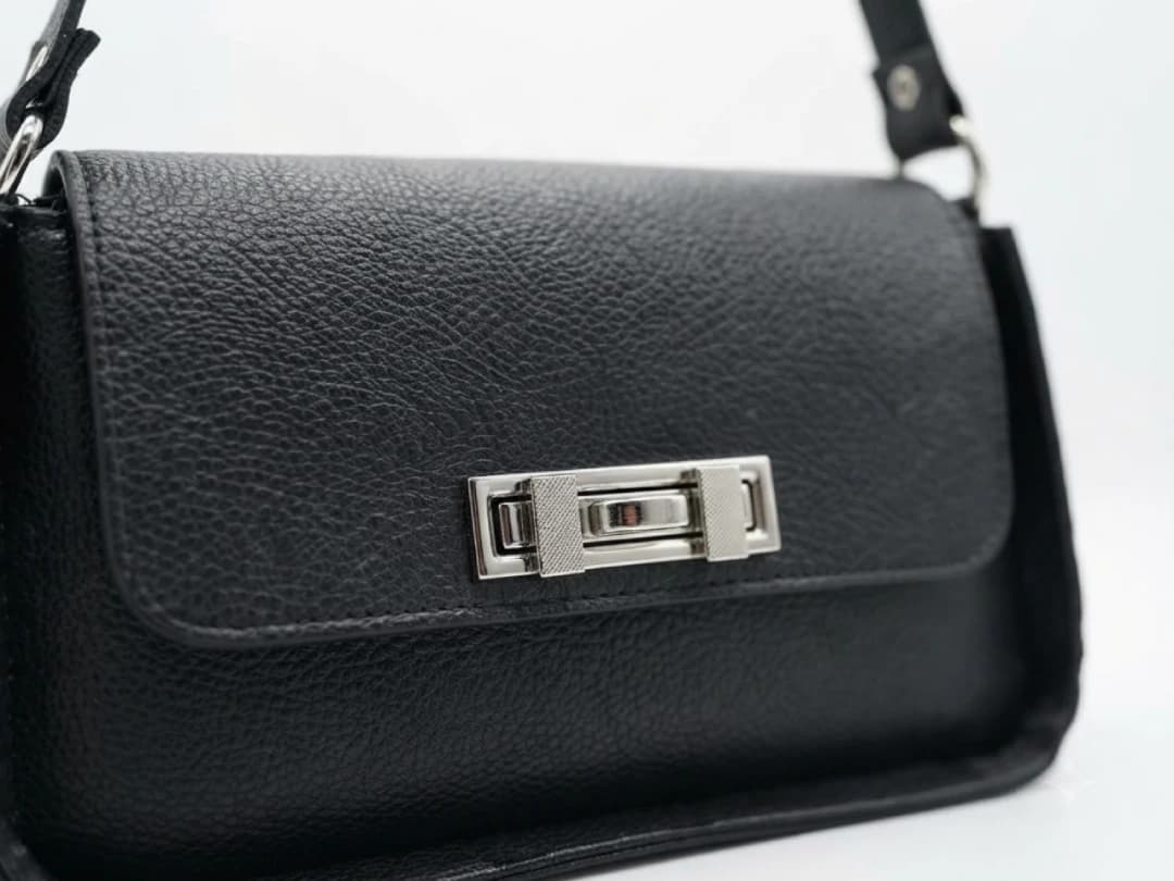 کیف زنانه کرم و مشکی هرمس | HERMES 8073 — تصویر ۳