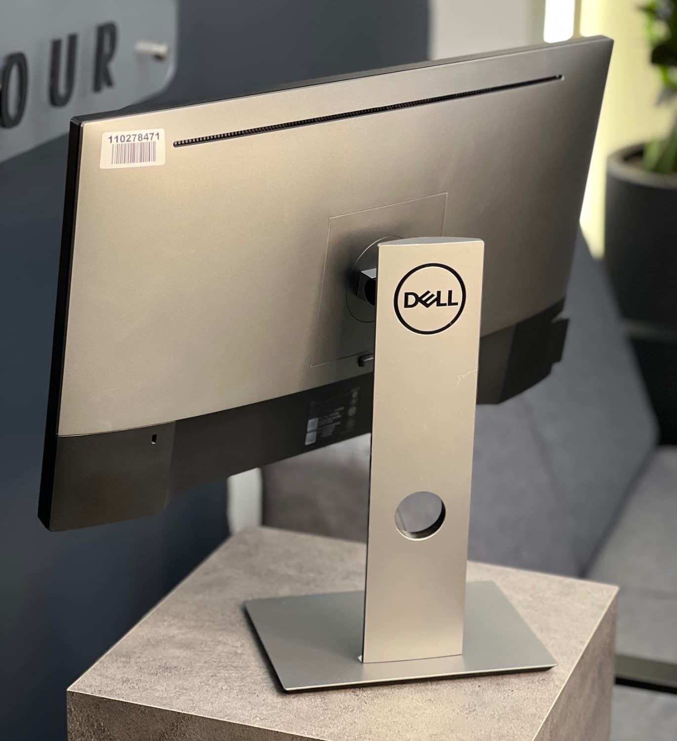 مانیتور دل 24 اینچ مدل U2417H استوک — تصویر ۴