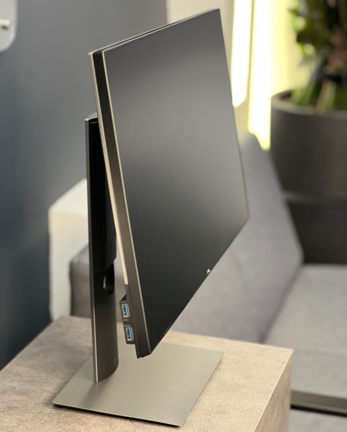 مانیتور دل 24 اینچ مدل U2417H استوک — تصویر ۶