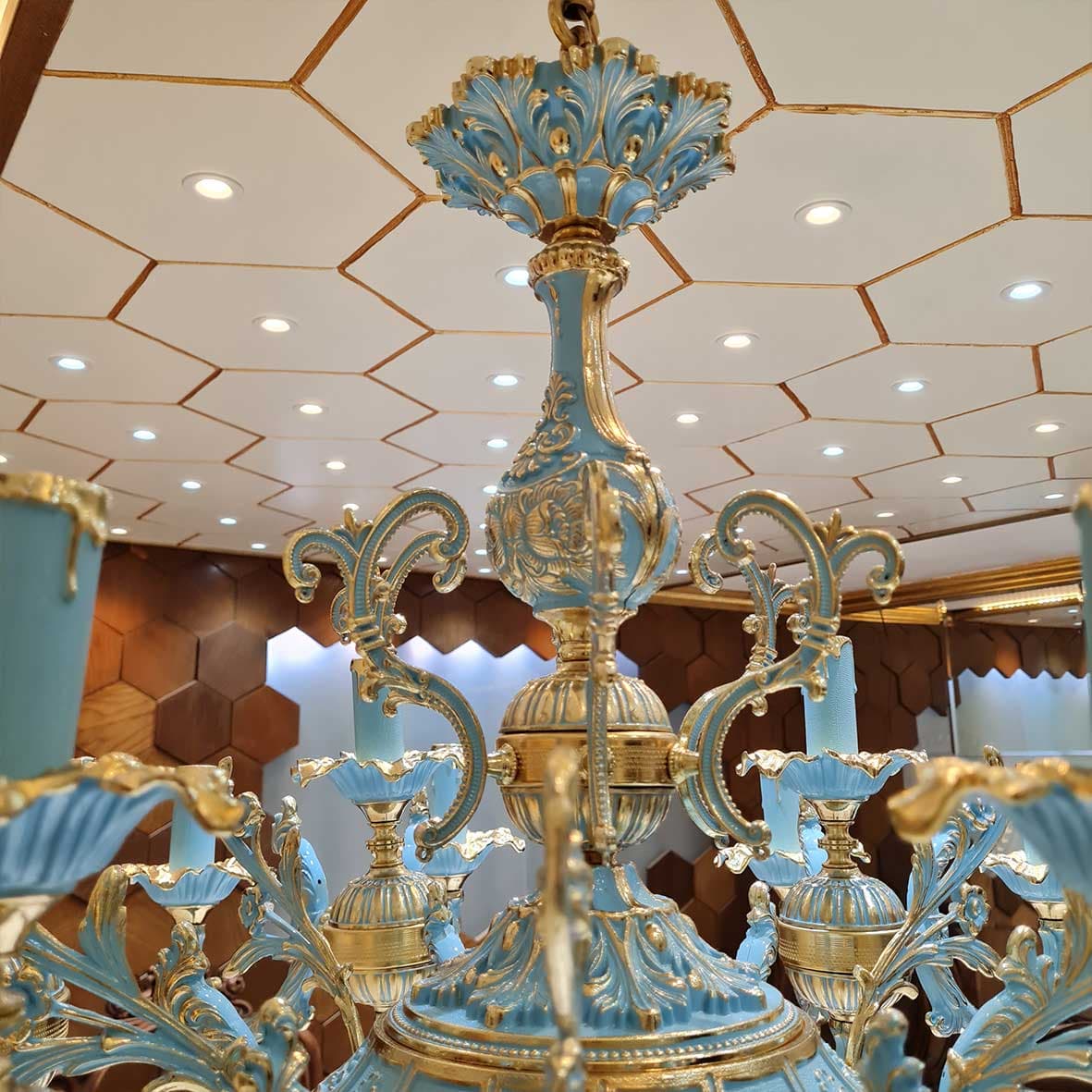 خرید لوستر کلاسیک سلطنتی L1237-6TA | لوستر ۱۸ شعله لوکس — تصویر ۵