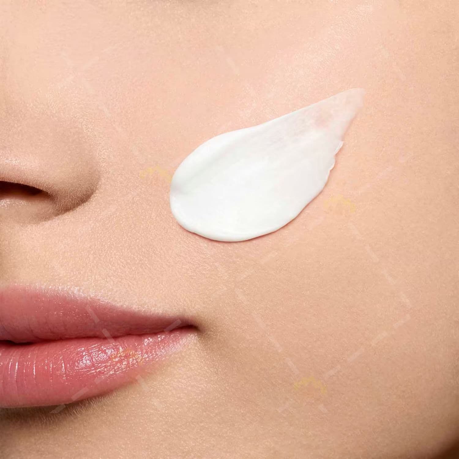 کرم روز و شب ضدچروک کلارنس Multi‑Active (شاداب‌کننده و جوانساز پوست) — تصویر ۷