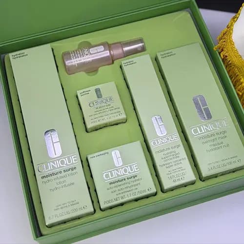 ست 6 عددی آبرسان کلینیک Moisture Surge اصل | آبرسانی عمیق انواع پوست — تصویر ۱۰