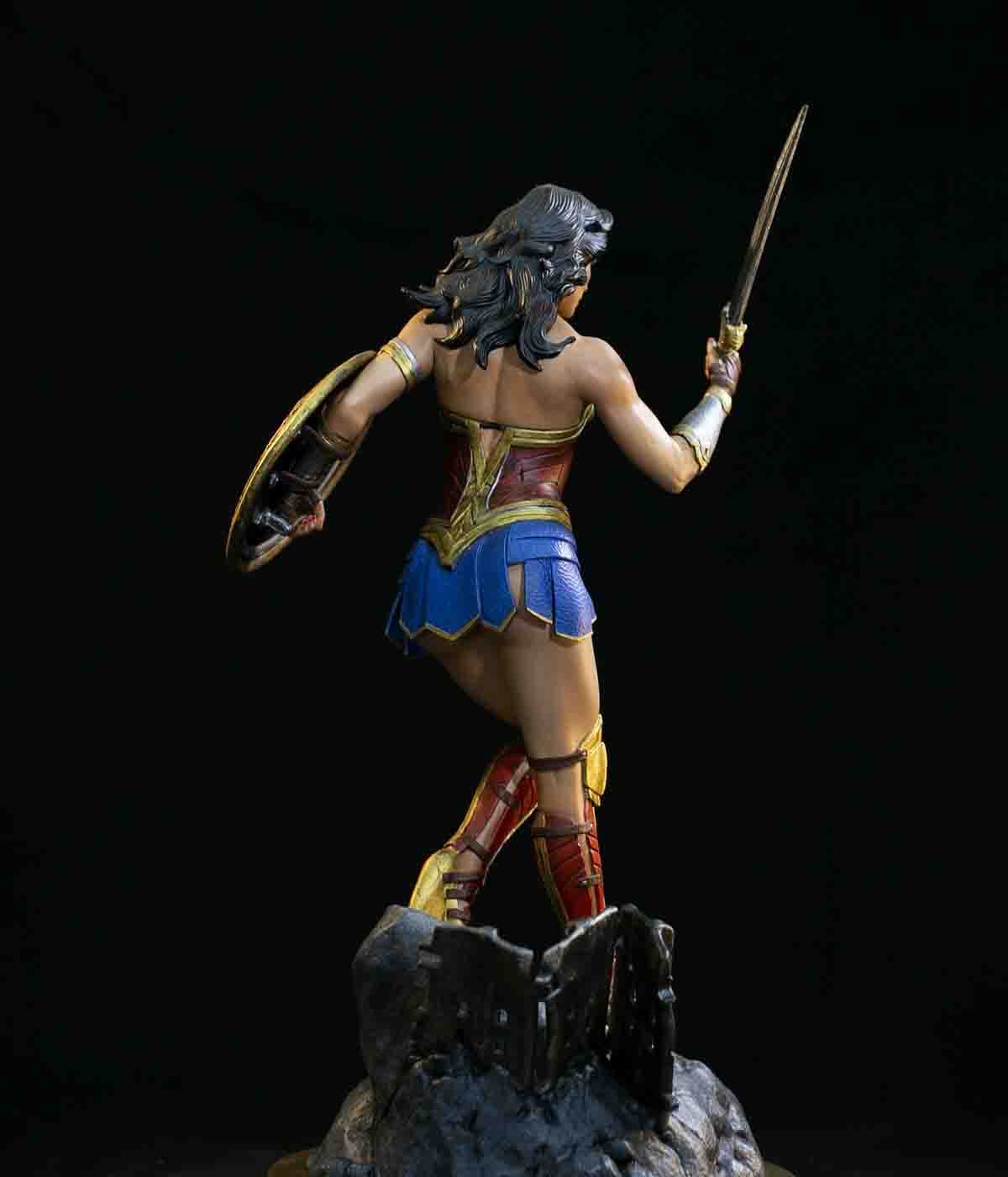 ⚔️ فیگور واندر وومن Wonder Woman | ارتفاع ۴۰ سانتی‌متر | جنس PLA+ — تصویر ۵