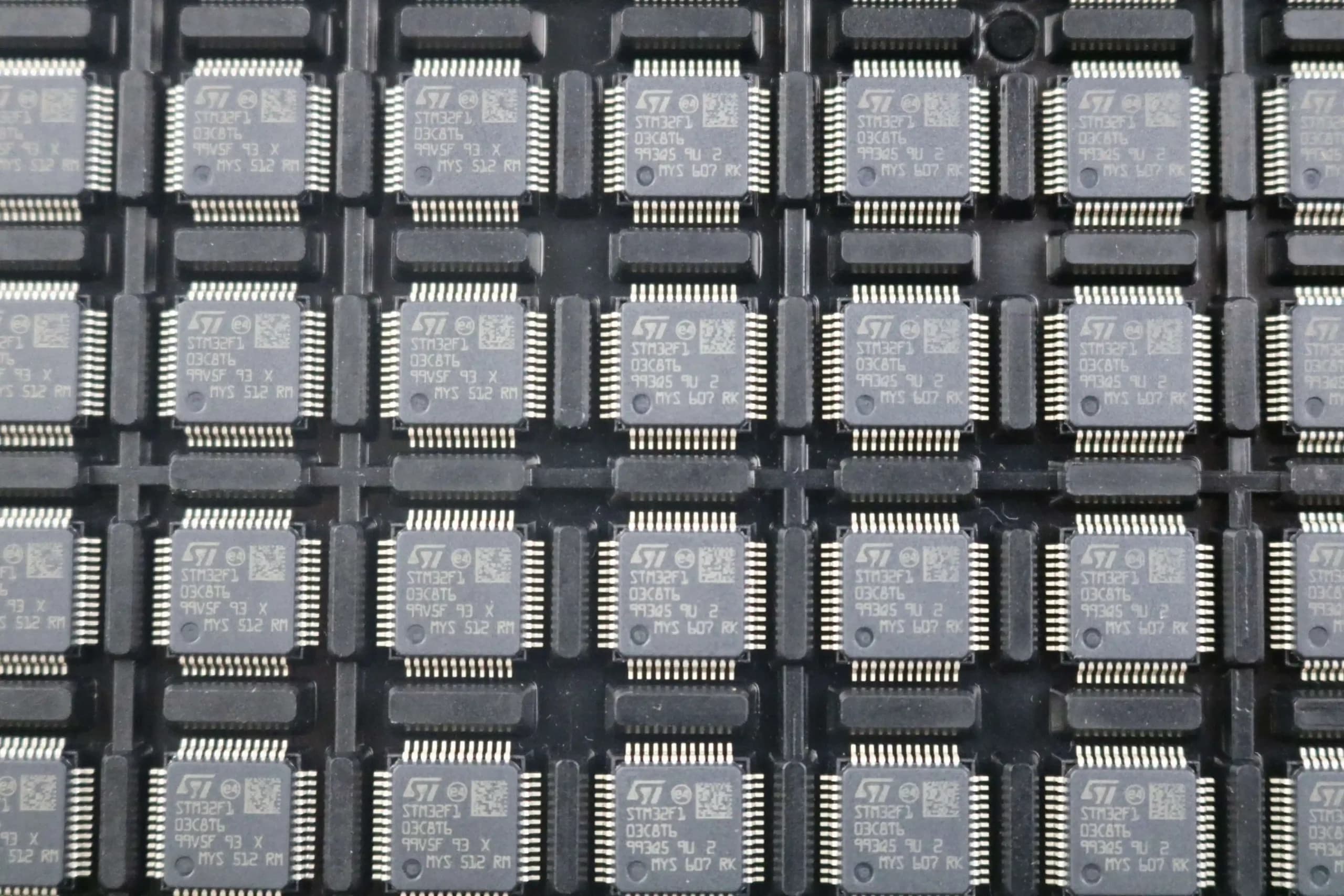 میکروکنترلر STM32F103C8T6