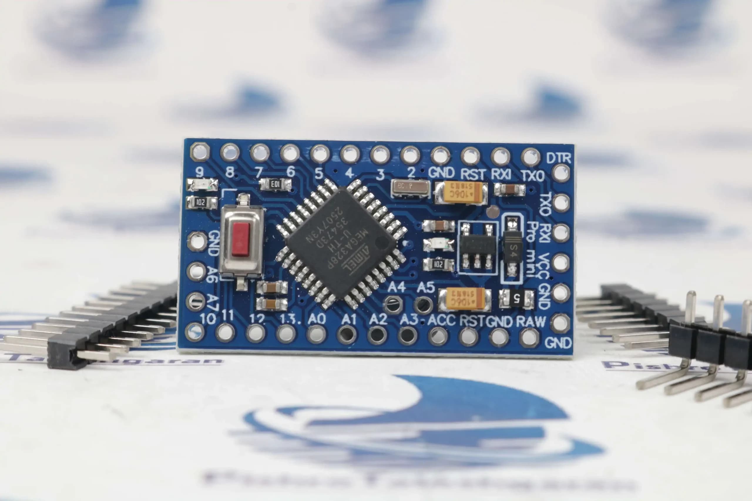 برد آردوینو پرو مینی Arduino Pro Mini مدل 3.3V — تصویر ۳