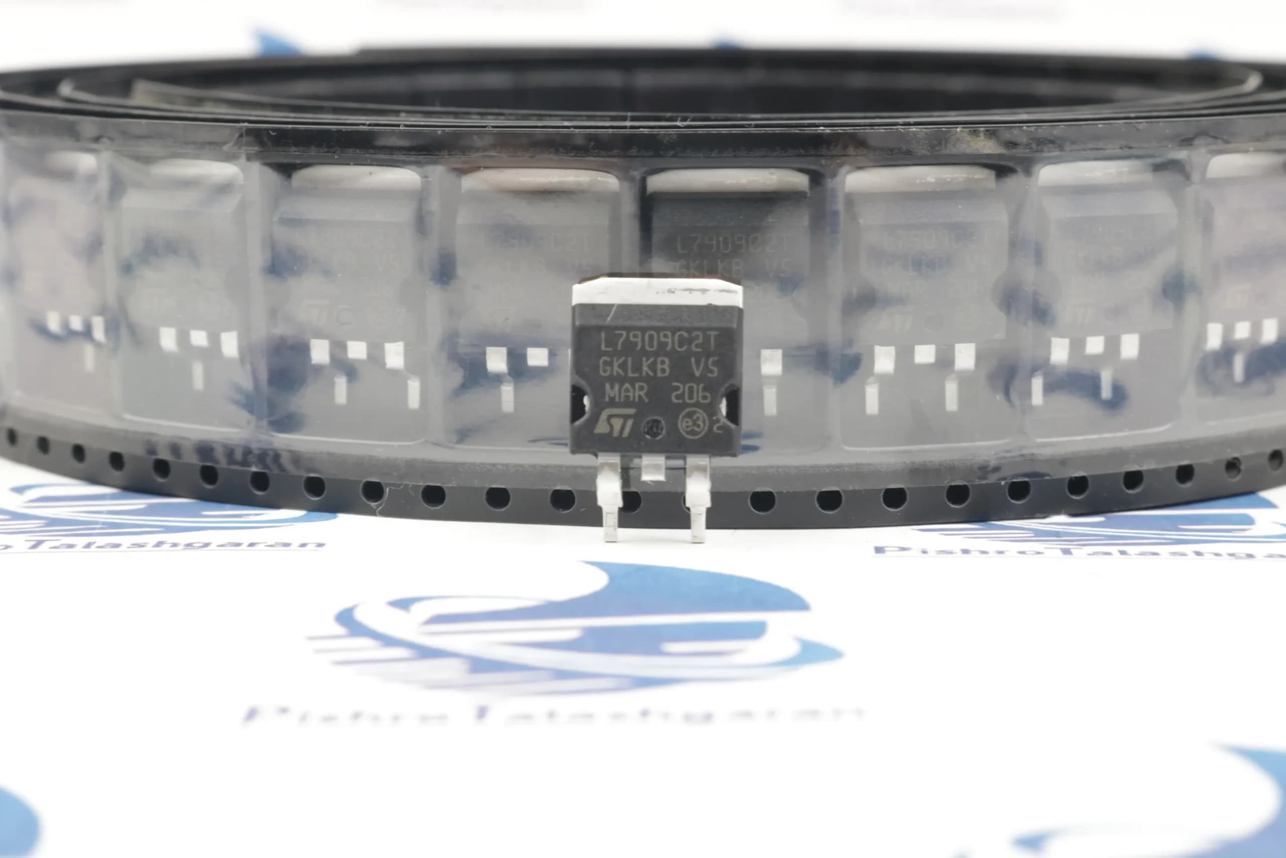 رگولاتور 9- ولت L7909C2T پکیج TO-263 (D2PAK) — تصویر ۳