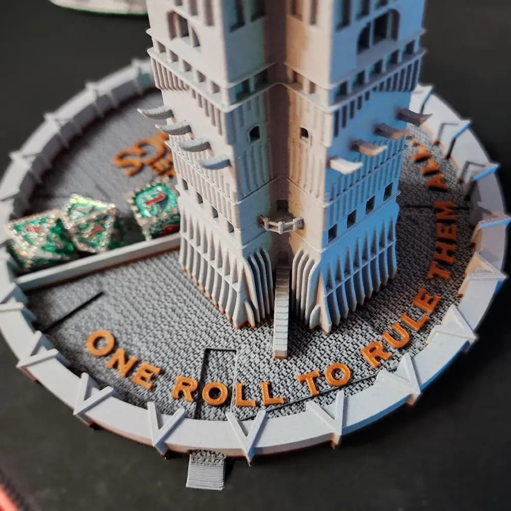 🏰 برج تاس دستساز Dice Tower طرح قلعه Lord Of The Rings از جنس +pla — تصویر ۴