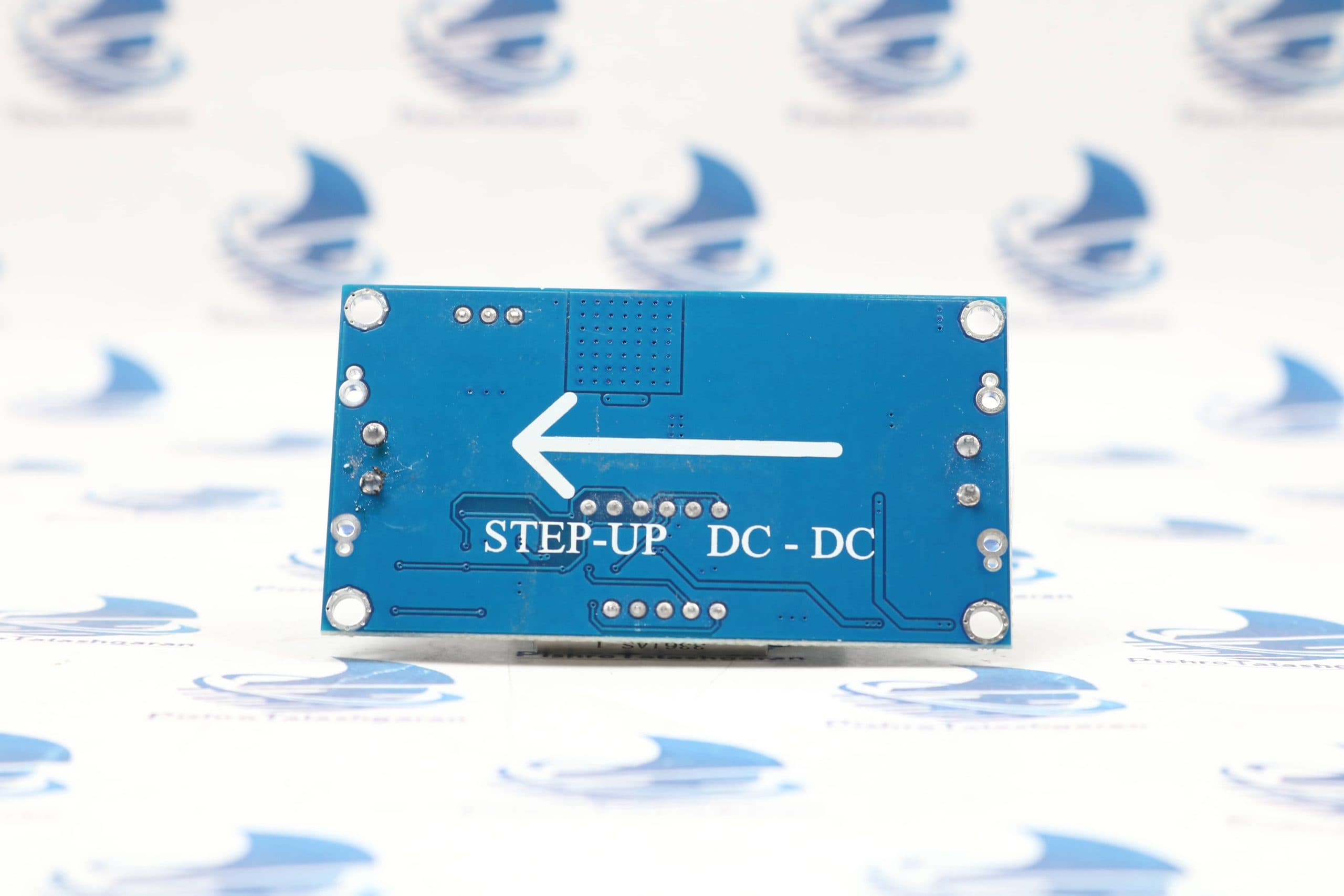 ماژول رگولاتور DC به DC افزاینده XL6009/LM2577 با نمایشگر ولتاژ — تصویر ۳