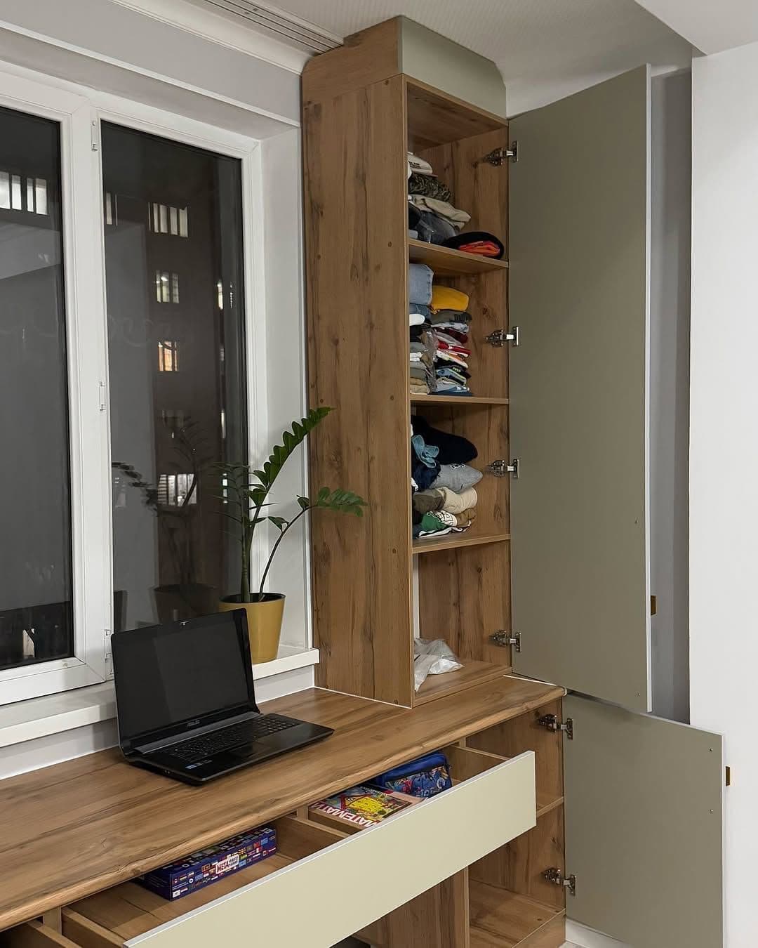 ست کمد، میز تحریر و کتابخانه با MDF دورنگ طرح چوب و فانتزی – طراحی سفارشی برای خانه و ادارات — تصویر ۳