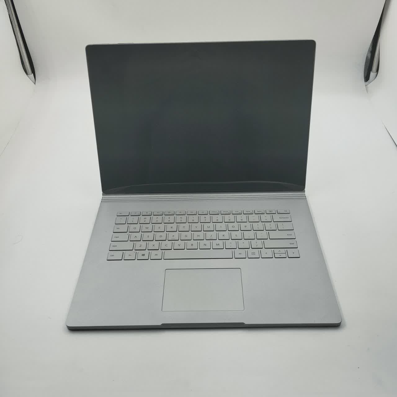 لپ-تاپ-surface-book-2-i7-16-256gb-gtx1060-6gig-استوک-کارکرده — تصویر ۲