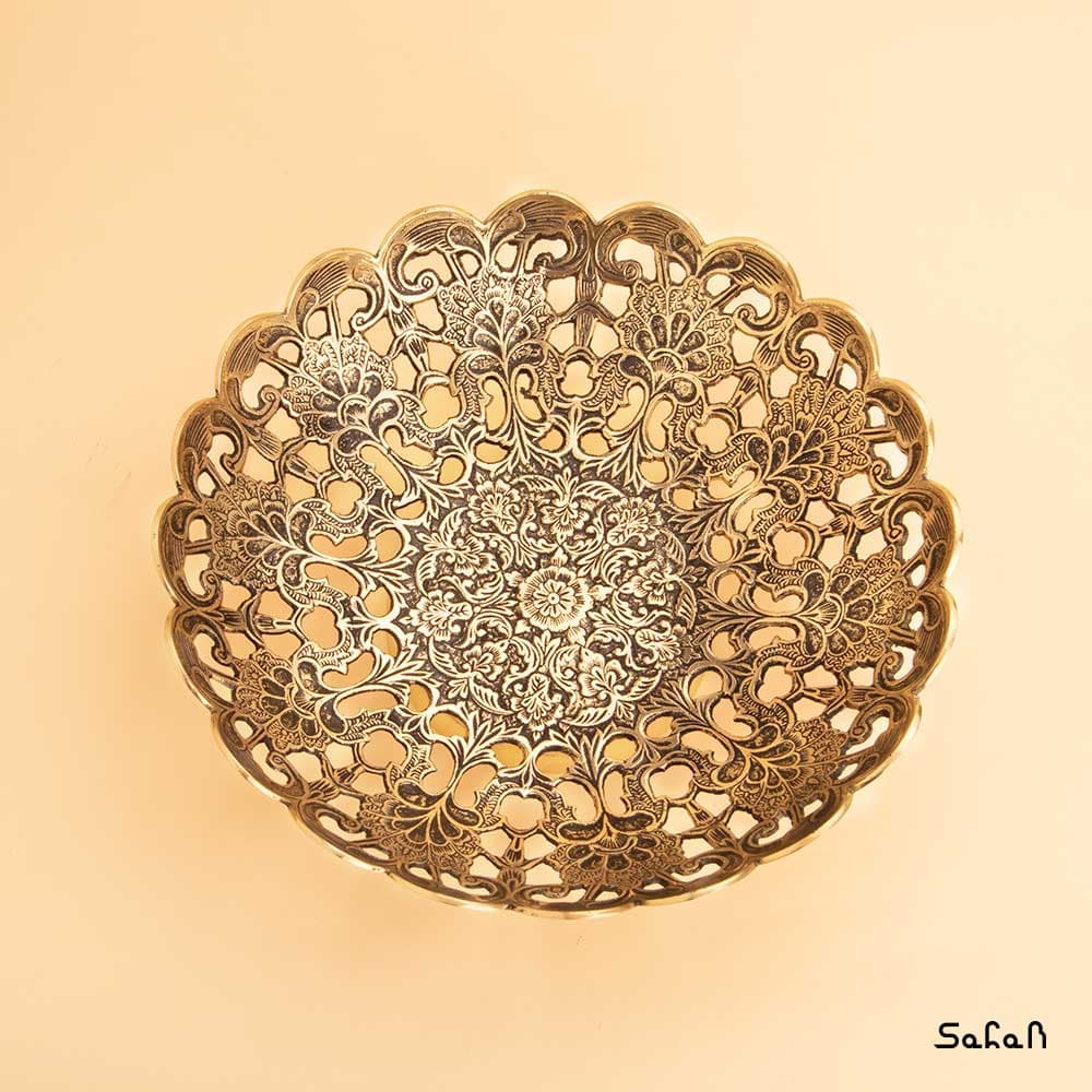 میوه خوری برنجی مشبک مدل لاله — تصویر ۳