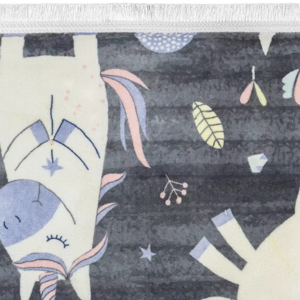 فرش کودک اسب تکشاخ کد 25KM0030 — تصویر ۷
