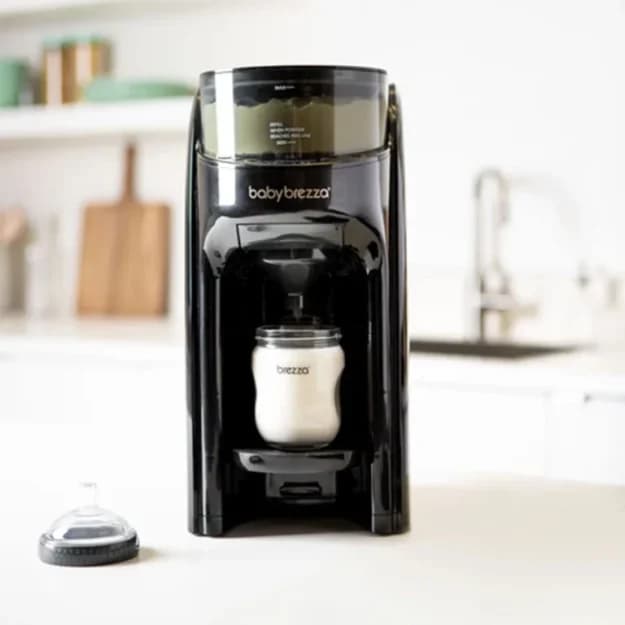 دستگاه شیرساز بیبی برزا وای‌فای | Baby Brezza Formula Pro Advanced WiFi — تصویر ۵