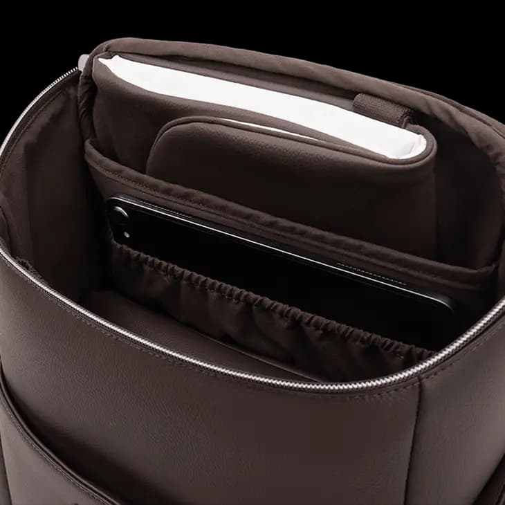 ساک لوازم بی ام و نونا اسپرسو essential bag bmw collection Espresso — تصویر ۷