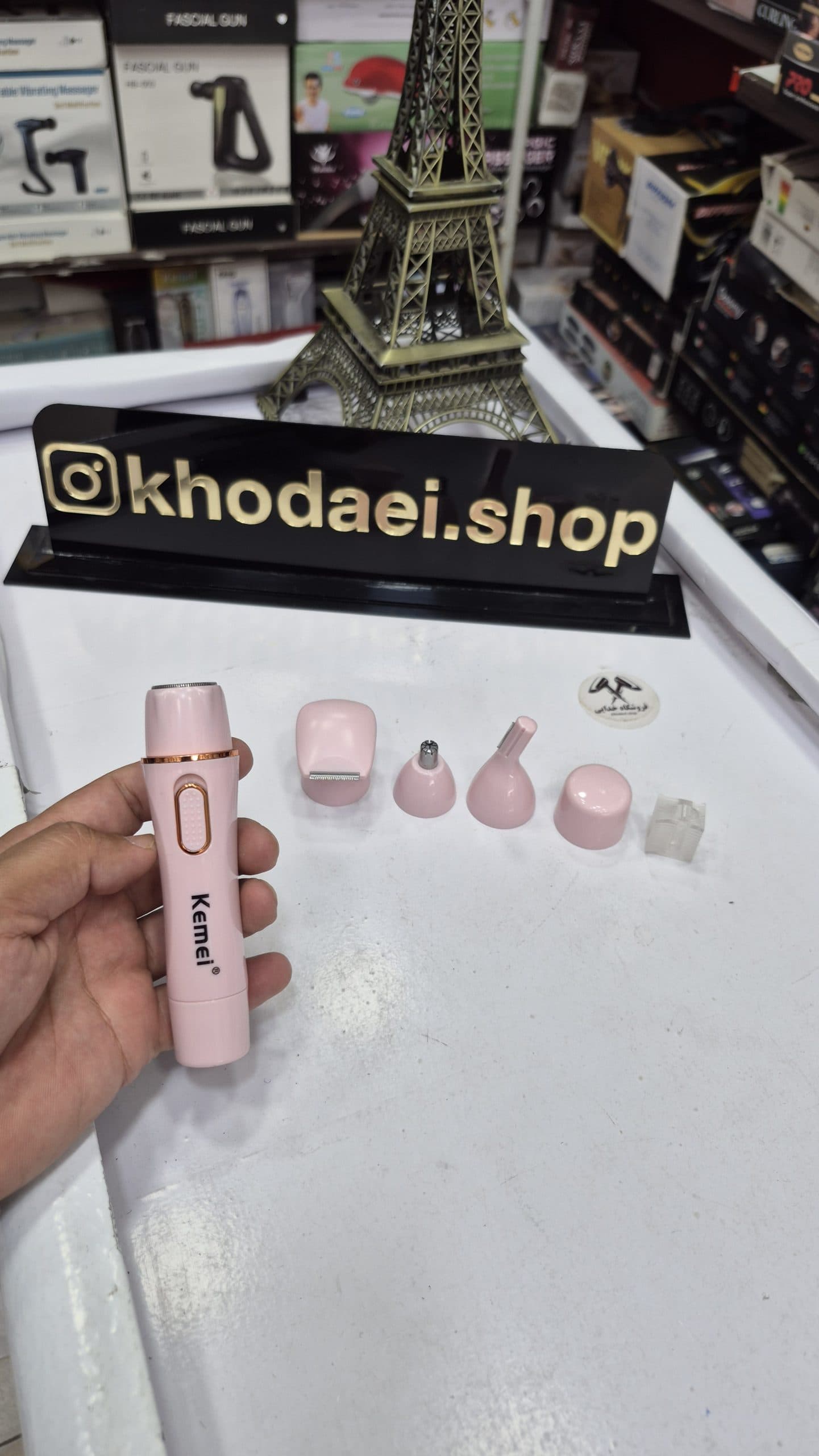 موزن گوش و بینی و خط زن کیمی مدل Km2715 — تصویر ۹