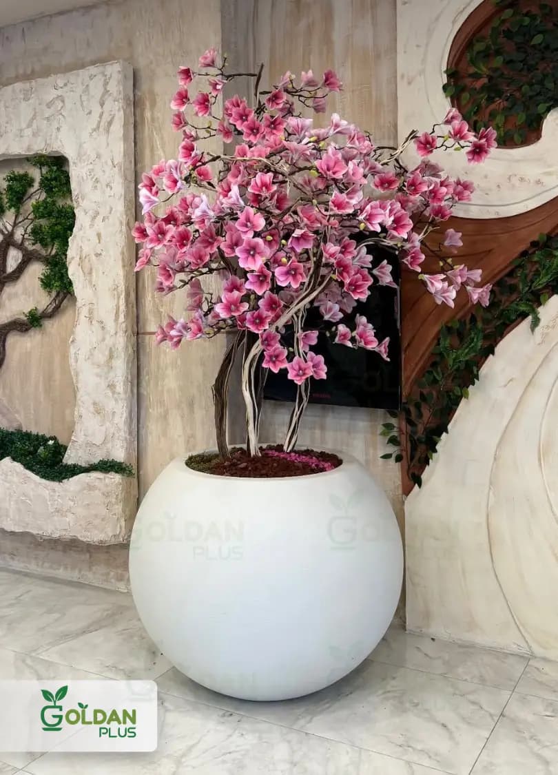 گلدان فایبرگلاس شیک برای پزیرایی مدل توپی عراقی — تصویر ۳