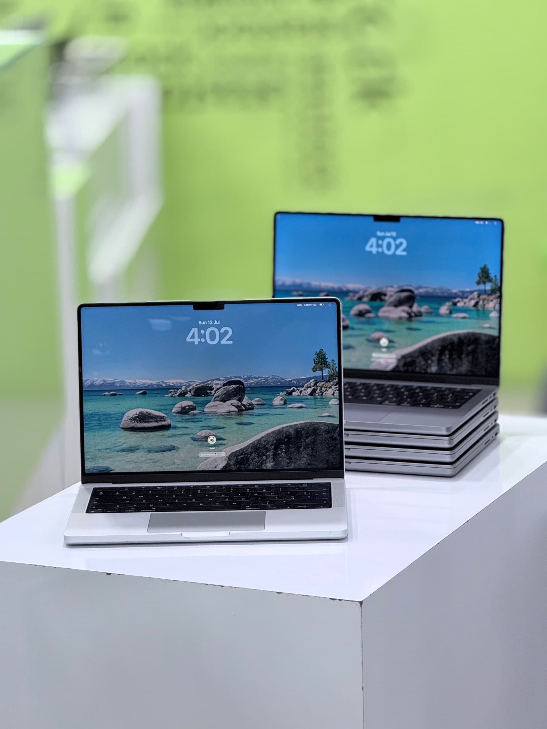مک بوک پرو Apple MacBook Pro 2021 | M1 Pro | رم 16GB | SSD 500GB | 14 اینچ