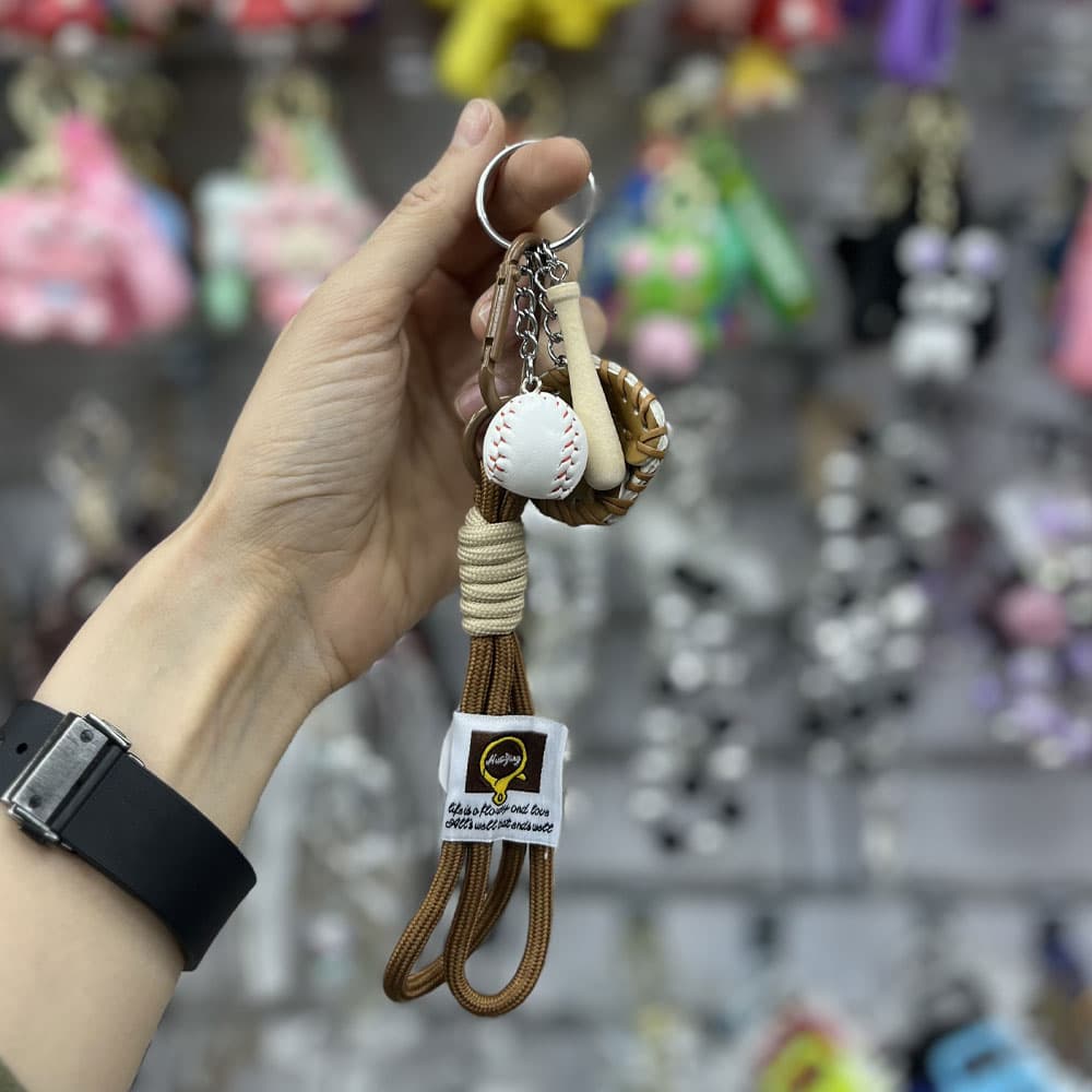چارم ورزشی بیسبال — تصویر ۹