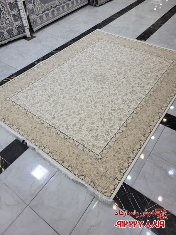 فرش 1500 شانه گل مرغ کرم طرح افشان