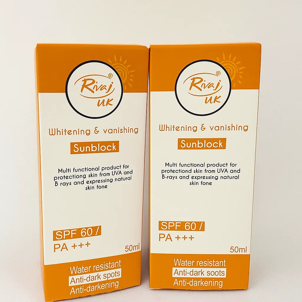 ضد آفتاب بی رنگ سفید کننده و ناپدید کننده لک های تیره ریواج انگلستان SPF60+++ 50ml اورجینال — تصویر ۳
