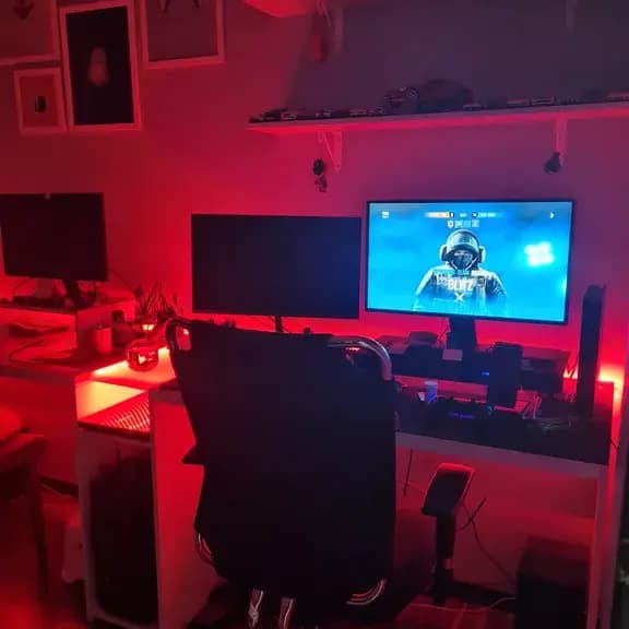 ریسه نواری RGB ساده 5050 رول 5 متری 12 ولت — تصویر ۱۲