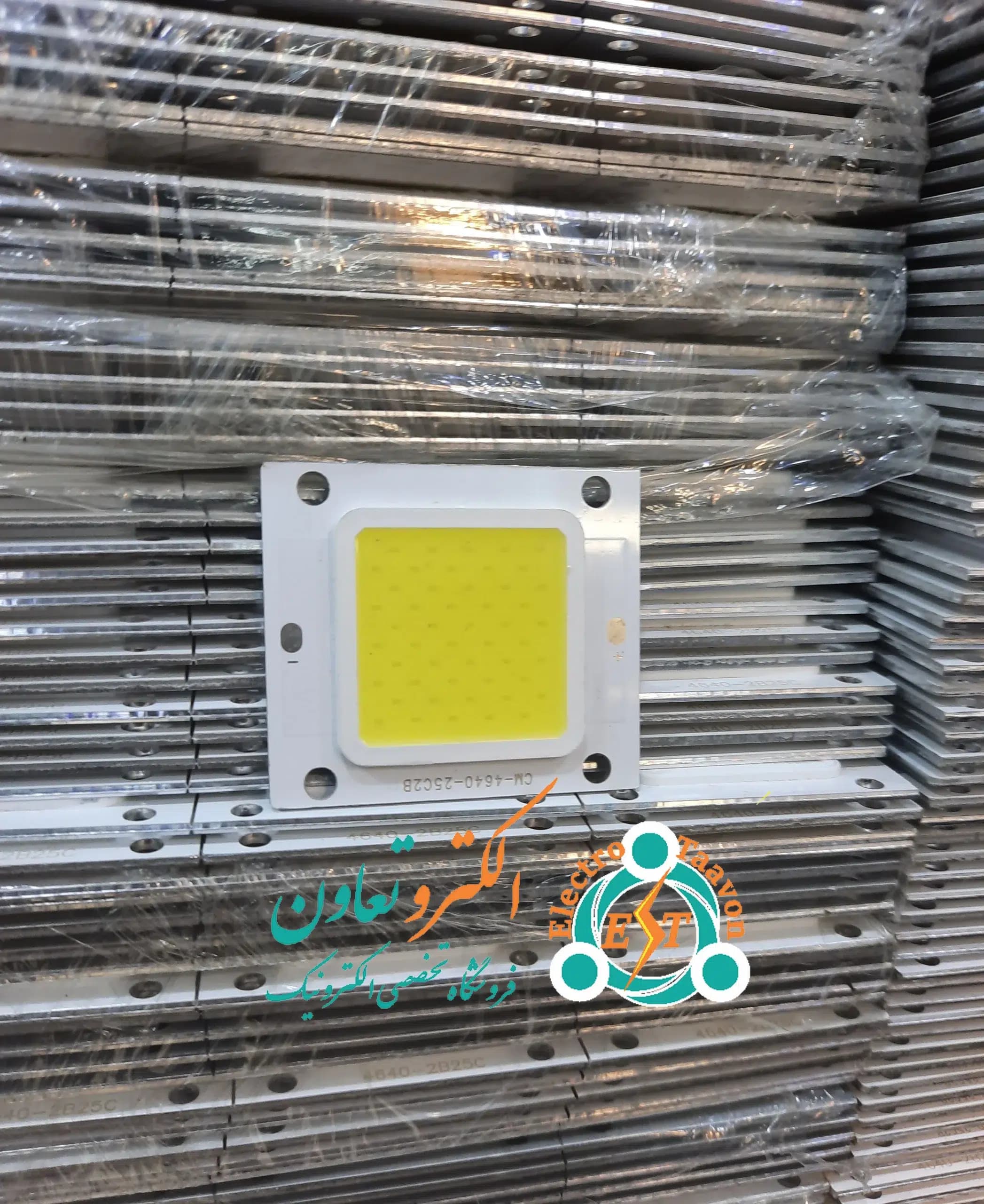 ال ای دی پروژکتوری 30 وات 300 میلی آمپر 4640 — تصویر ۵