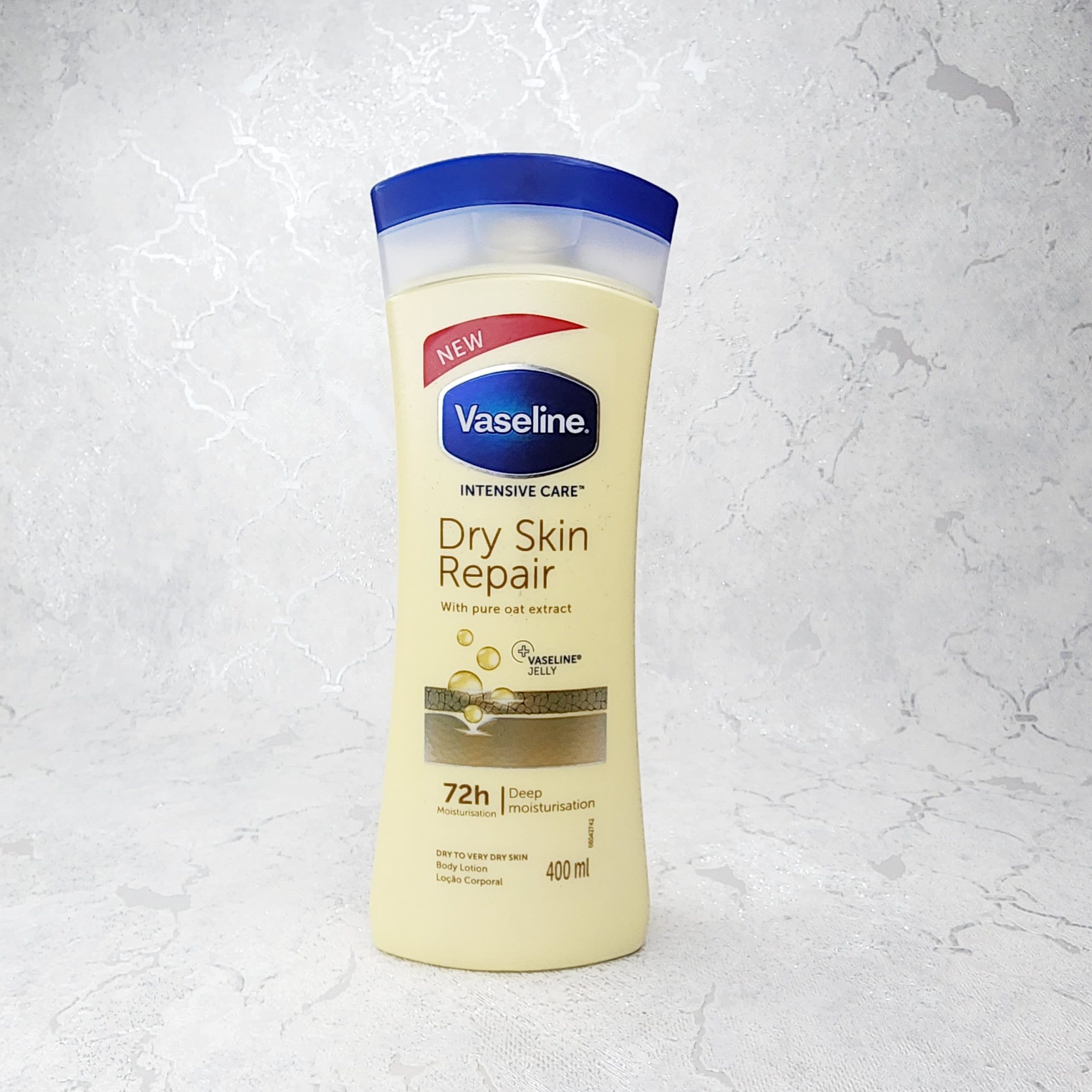 لوسیون بدن پوست خشک ترمیم کننده وازلین Vaseline Dry Skin Repair