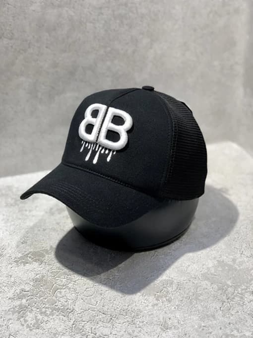 کلاه بیسبالی پشت توری مستر کوالیتی طرح Balenciaga مشکی