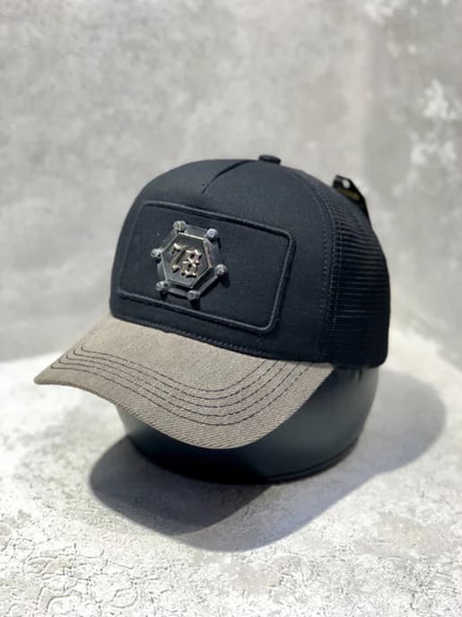 کلاه بیسبالی پشت توری مستر کوالیتی طرح Philipp Plein 78 — تصویر ۱۰