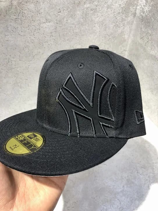 کلاه کپ برند New Era فیت بک سایز 1/8 7 طرح NY مات — تصویر ۳