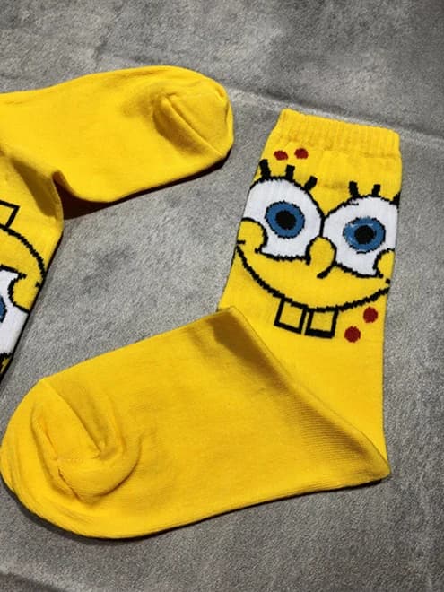 جوراب ساقدار بچگانه برند Ekmen Socks طرح باب اسفنجی سایز 6 — تصویر ۶