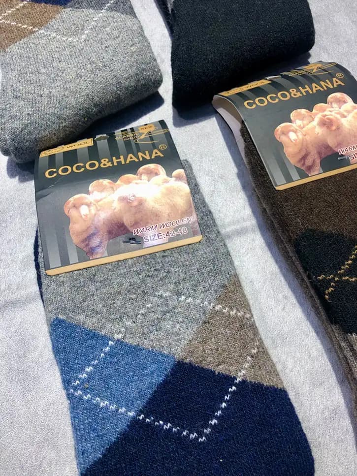 جوراب ساقدار حوله ای مردانه برند COCO & HANA طرح اسکاج — تصویر ۴