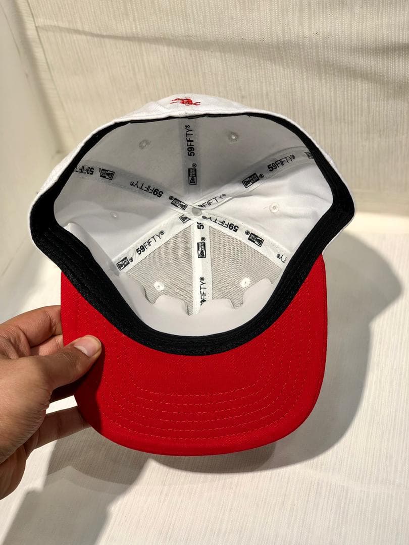 کلاه کپ برند New Era فیت بک سایز 1/4 7 طرح SOX قرمز سفید — تصویر ۶