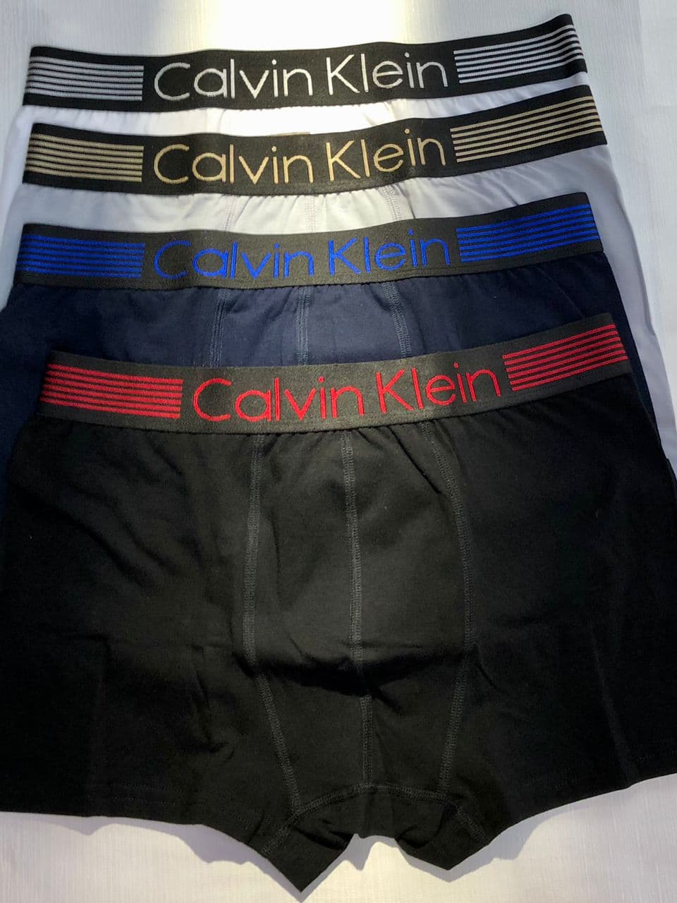 شورت مردانه نیم پا برند Calvin Klein طرح کش پهن — تصویر ۵