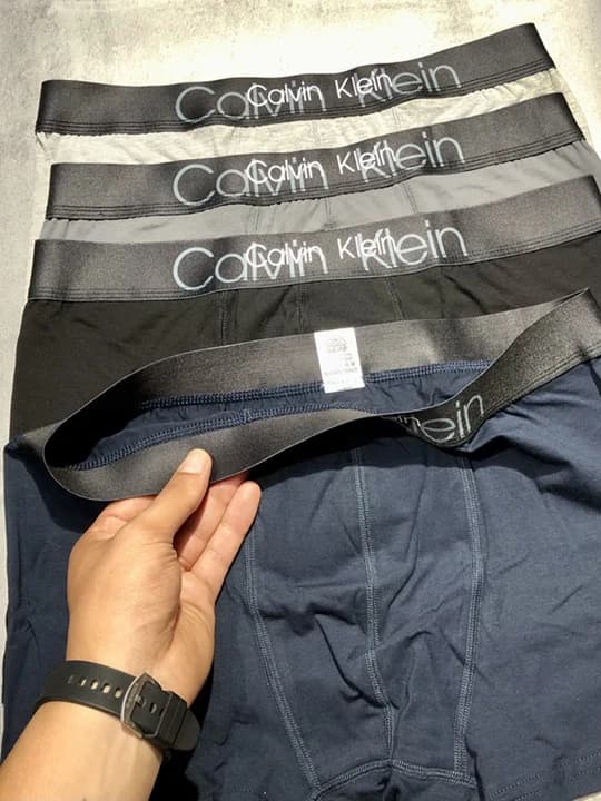 شورت مردانه نیم پا برند Calvin Klein طرح کش پهن — تصویر ۸