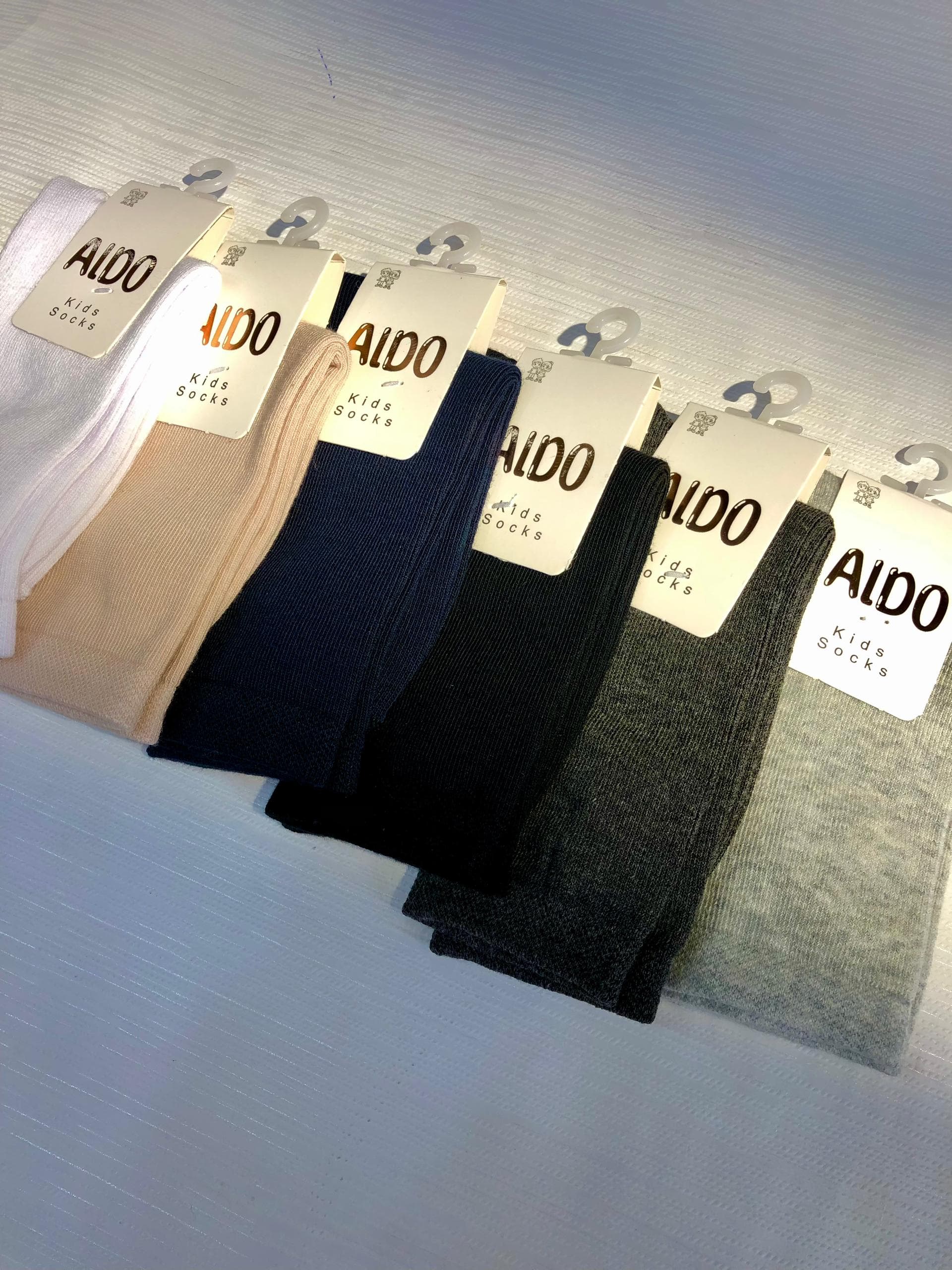 جوراب ساقدار بچگانه برند Aldo طرح ساده سایز 6 — تصویر ۳
