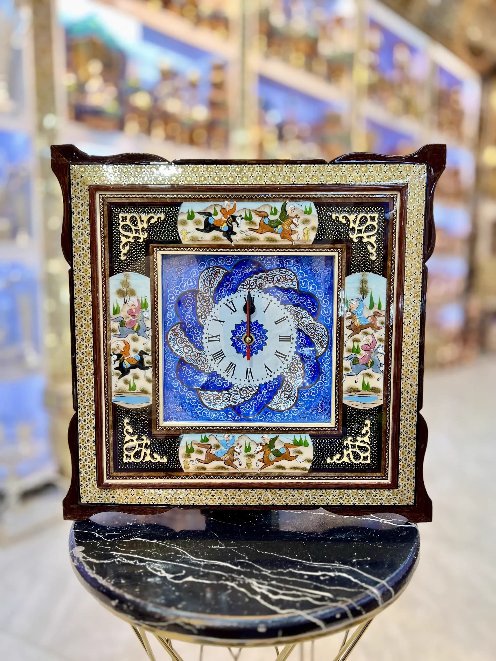 ساعت چهار گوش خاتم و مینا همراه با نقاشی چوگان برجسته سایز 40*40