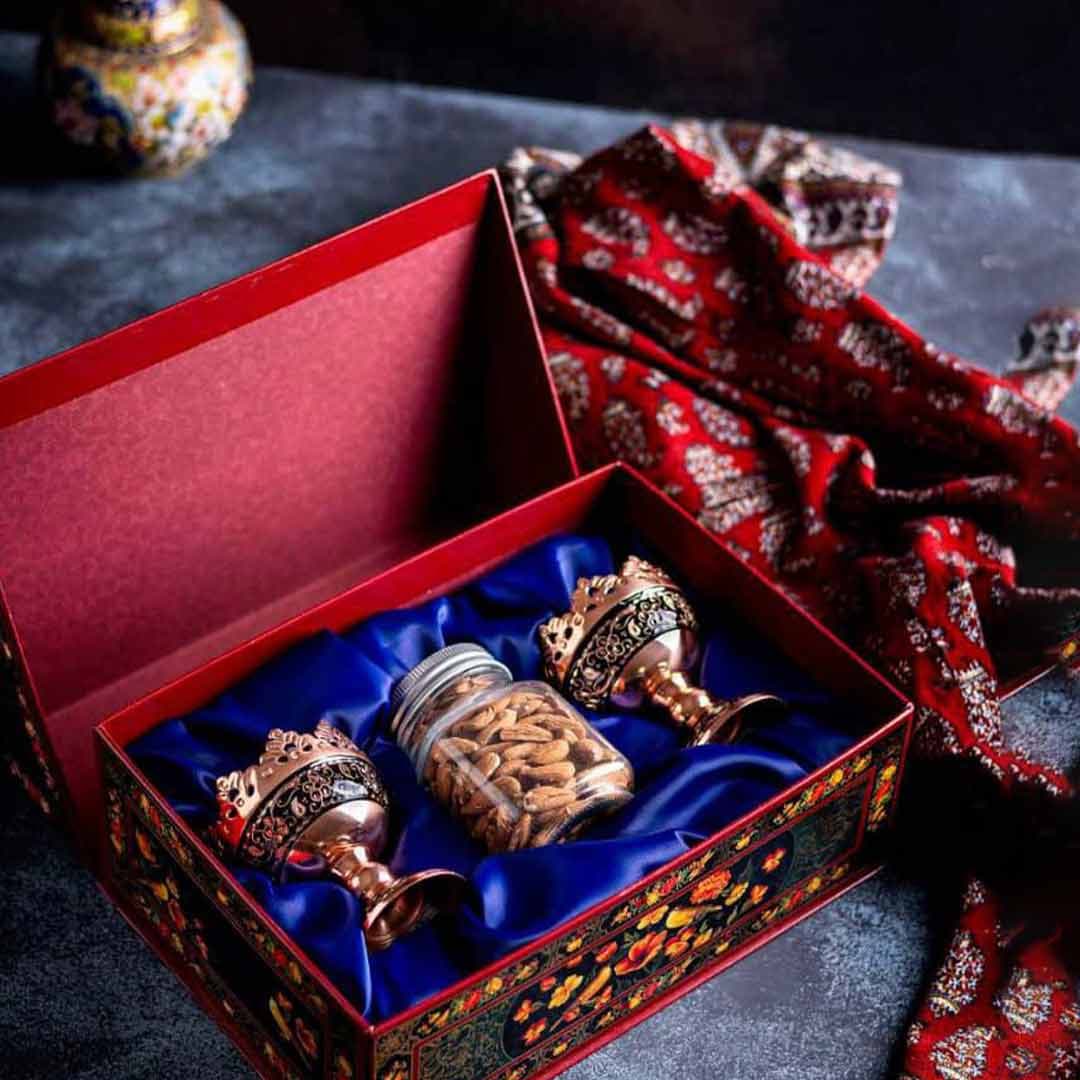 ست اجیل خوری دوتایی حکاکی طرح گل و مرغ — تصویر ۲