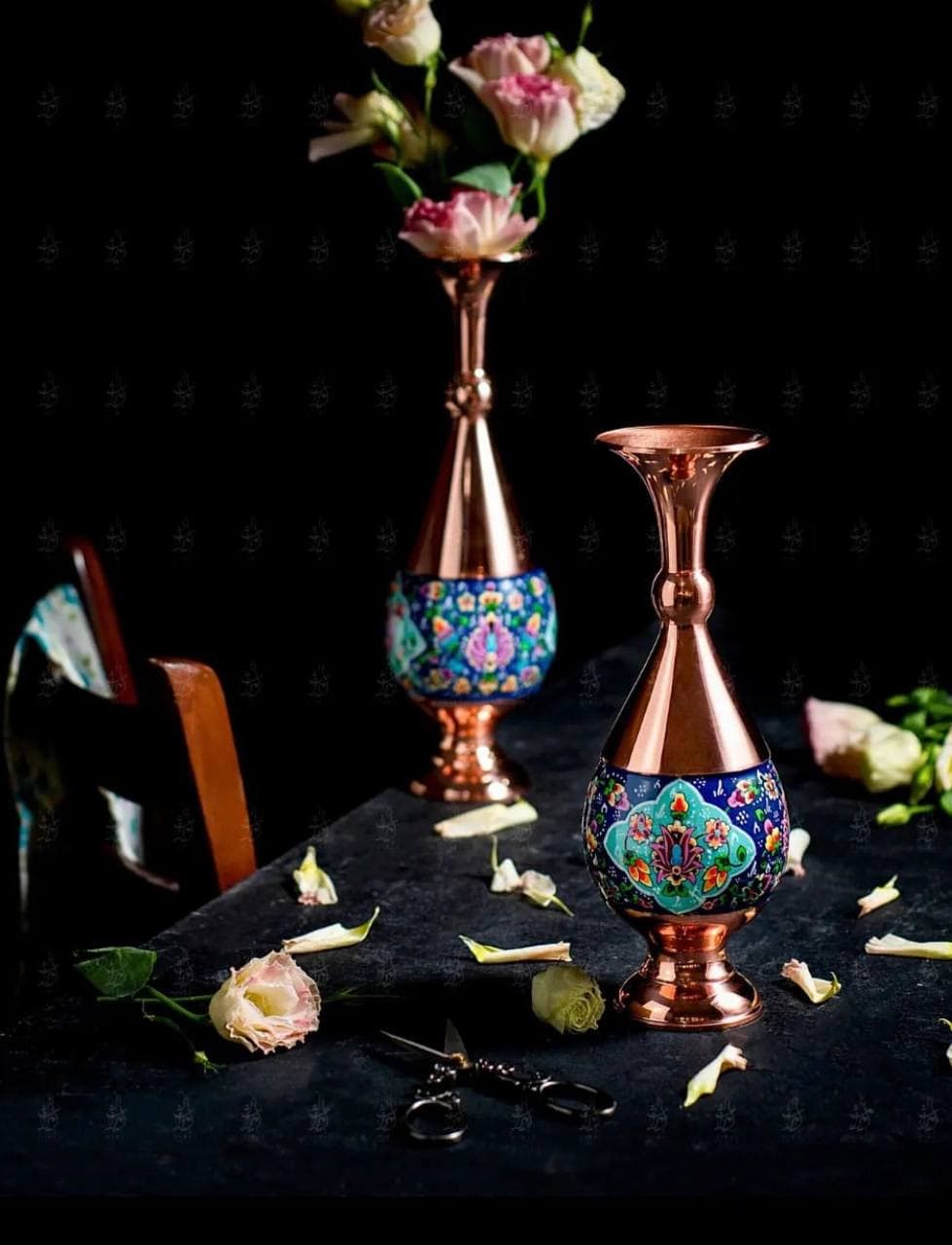 گلدان صراحی مس و پرداز همراه با گارانتی ۱۰ ساله رنگ — تصویر ۲