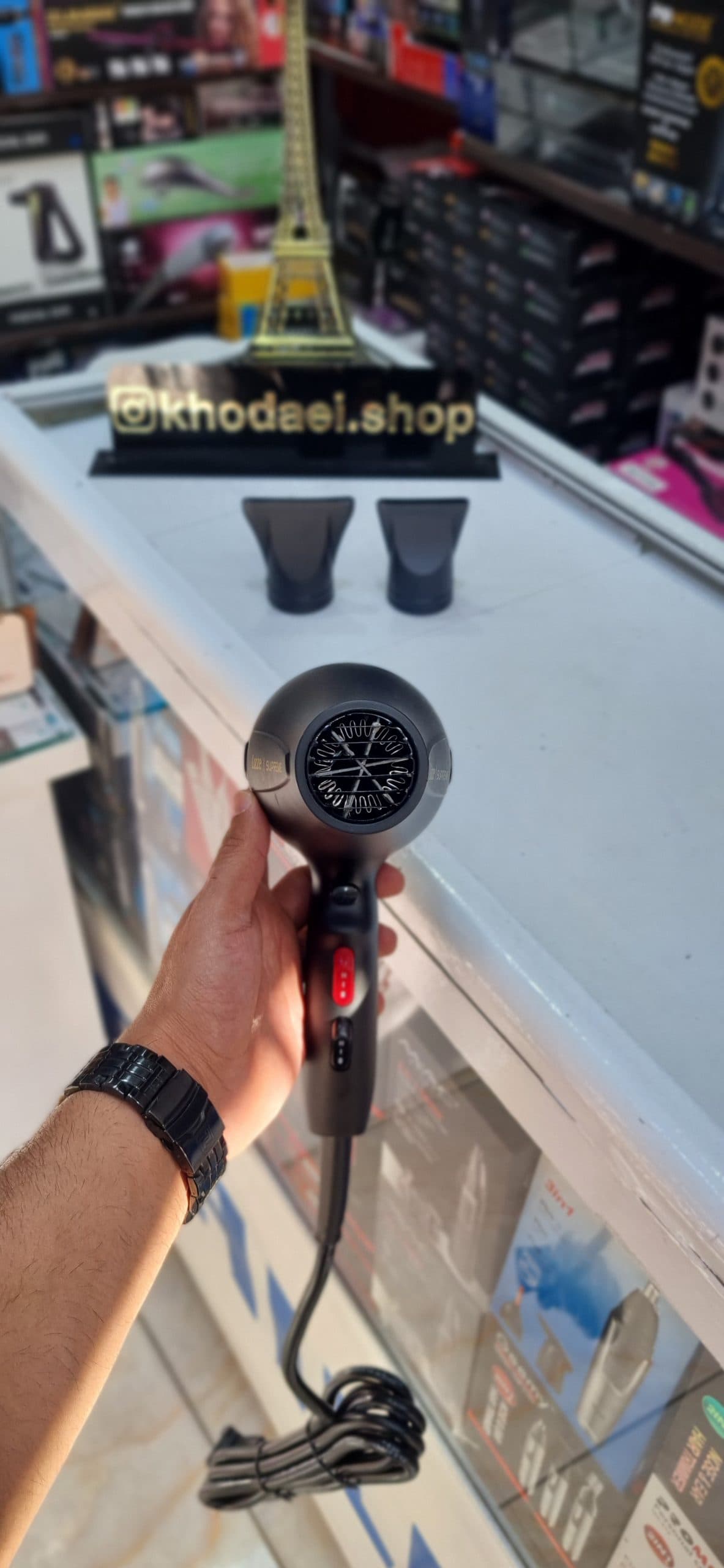 سشوار حرفهای لیز مدل Supreme توان ۲۶۰۰ وات — تصویر ۵