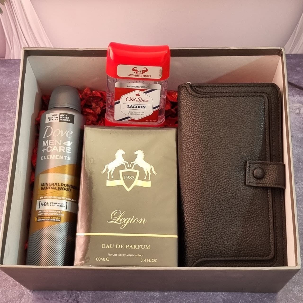 پک هدیه مردانه کد20 | عطر مارلی اوجان فرگرانس + اسپری داو + مام اولد اسپایس — تصویر ۲