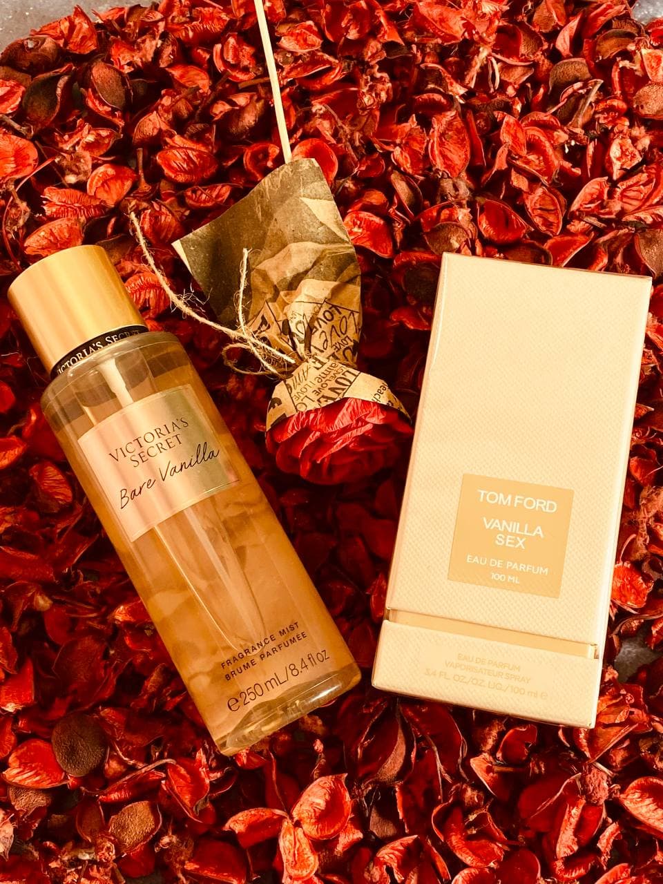 پک لاکچری عطر و بادی اسپلش با رایحه وانیل – کد24 — تصویر ۴