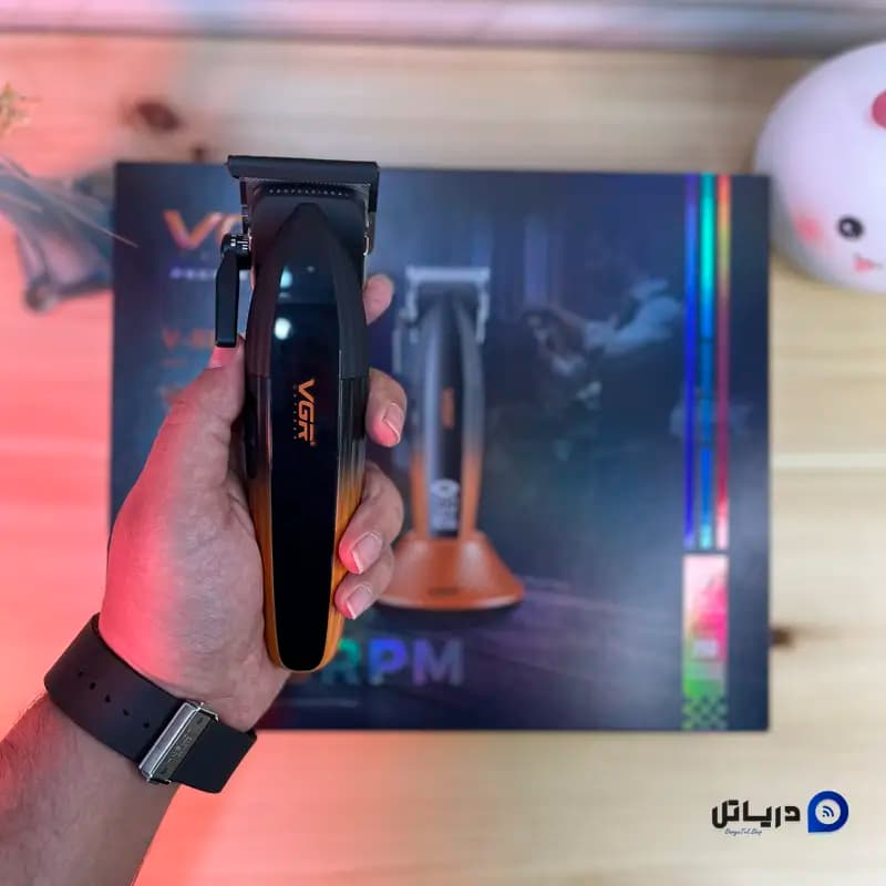 ماشین اصلاح بی‌سیم وی جی آر مدل V-889C — تصویر ۱۱