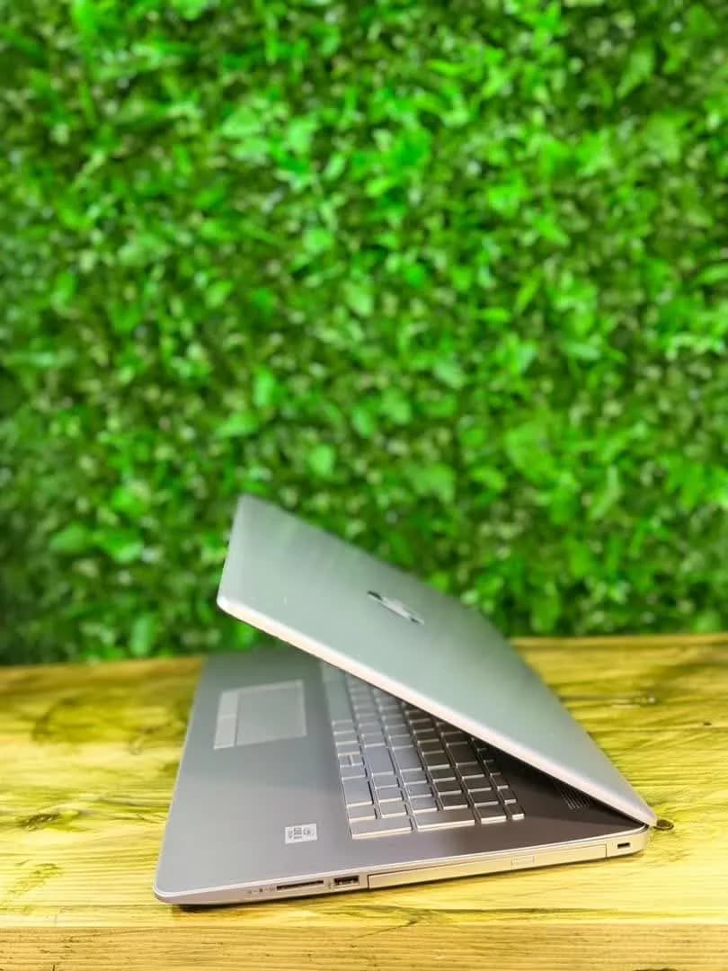 لپ‌تاپ HP Laptop 17-by2053 — تصویر ۶