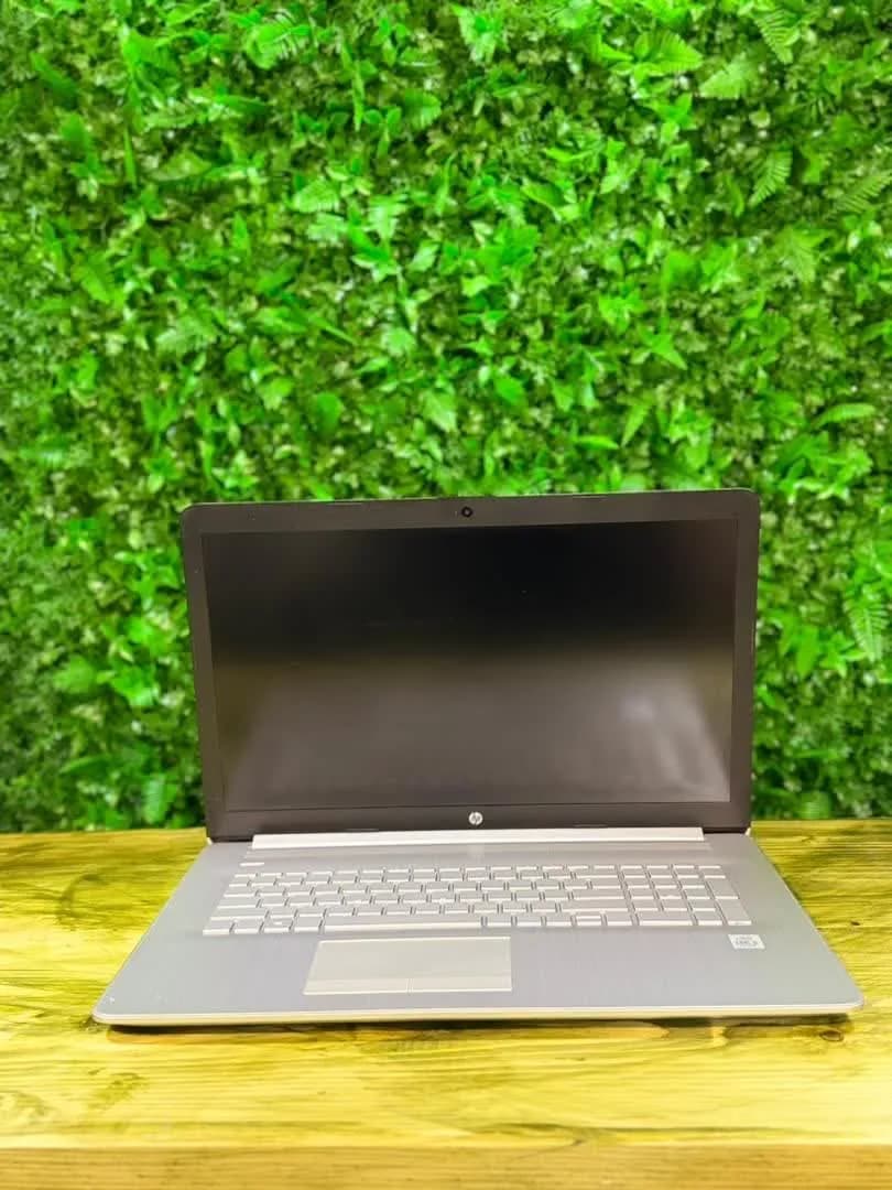 لپ‌تاپ HP Laptop 17-by2053